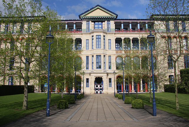 Cambridge Executive MBA campus